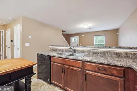 340 Arthurs Ln, Covington, GA 30016 photo 9