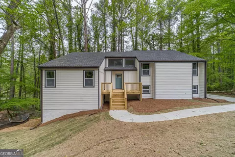 164 Concorde Way SW, Lilburn, GA 30047