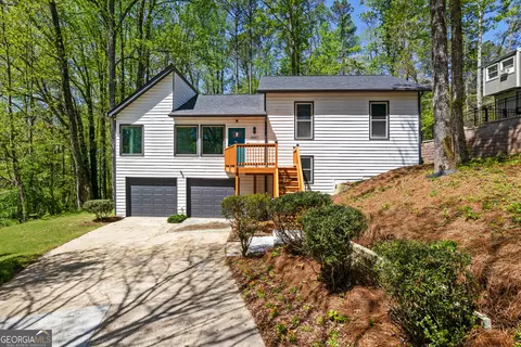 4997 Sunshine Ct, Acworth, GA 30102