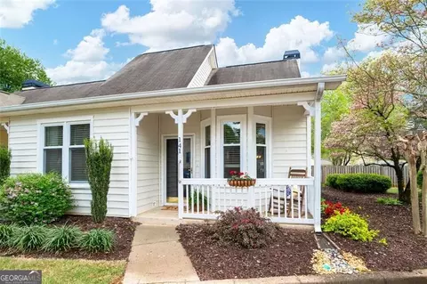 141 Victoria Way, Roswell, GA 30075