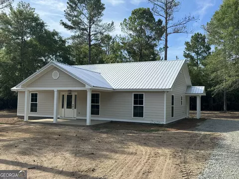 151 Redbreast Rd, Vienna, GA 31092