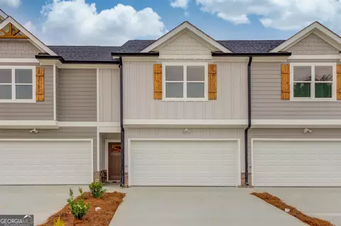 6320 Pine Station Dr, Lula, GA 30554
