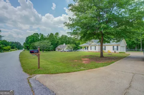 Exterior - 120 Five Oaks Dr, Covington, GA 30014 photo 15 of 16