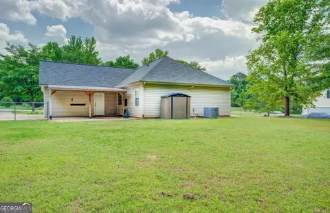 Exterior - 120 Five Oaks Dr, Covington, GA 30014 photo 6 of 16