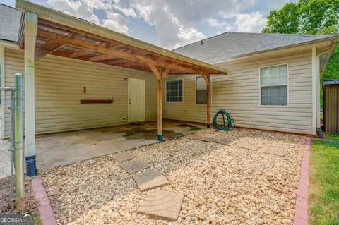 Exterior - 120 Five Oaks Dr, Covington, GA 30014 photo 4 of 16