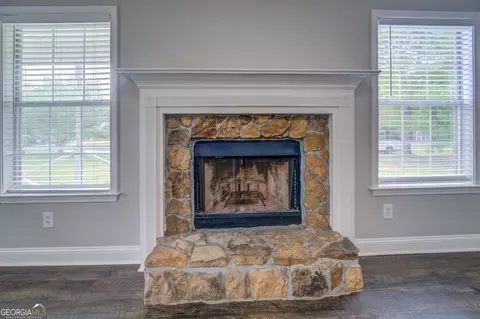 Living - 120 Five Oaks Dr, Covington, GA 30014 photo 5 of 5