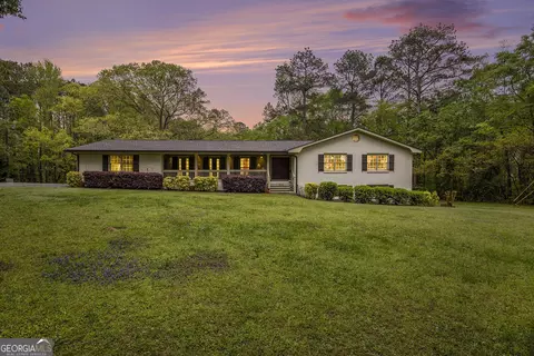 865 Lee Byrd Rd, Loganville, GA 30052