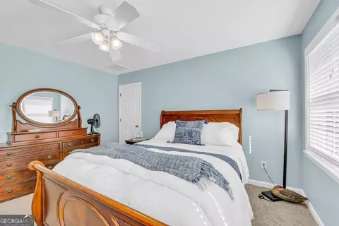 Bedroom - 299 Foxdale Dr, Toccoa, GA 30577 photo 4 of 12