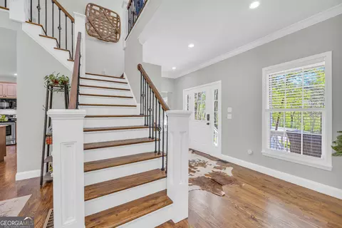 Entry Way - 299 Foxdale Dr, Toccoa, GA 30577 photo 4 of 8
