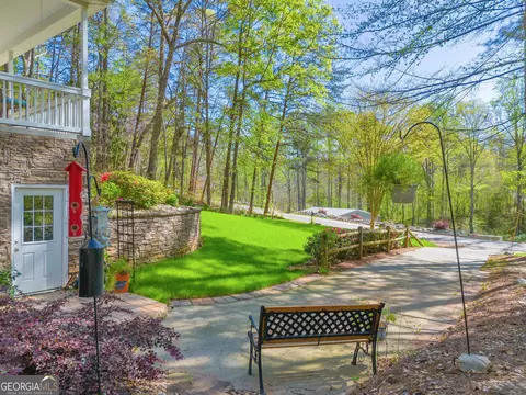 Exterior - 299 Foxdale Dr, Toccoa, GA 30577 photo 8 of 26