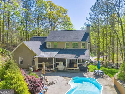 Exterior - 299 Foxdale Dr, Toccoa, GA 30577 photo 11 of 26
