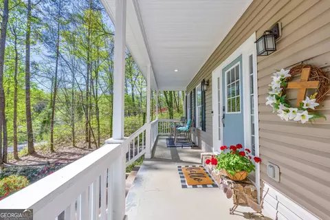 Exterior - 299 Foxdale Dr, Toccoa, GA 30577 photo 18 of 26