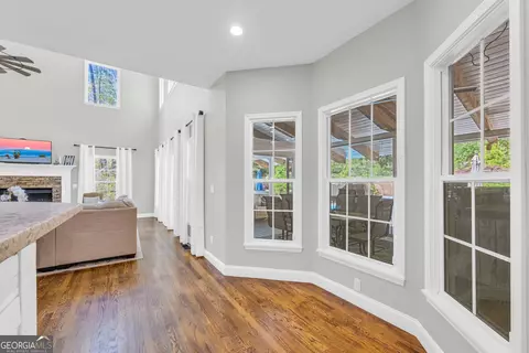 Entry Way - 299 Foxdale Dr, Toccoa, GA 30577 photo 8 of 8