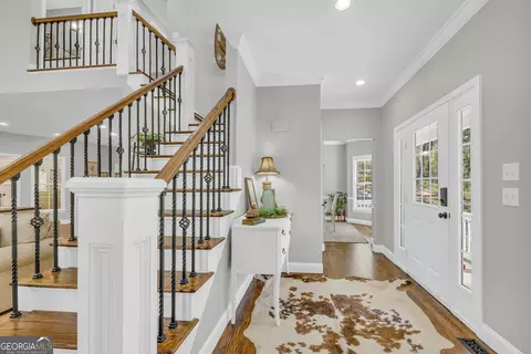 Entry Way - 299 Foxdale Dr, Toccoa, GA 30577 photo 3 of 8
