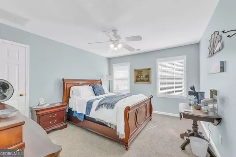 Bedroom - 299 Foxdale Dr, Toccoa, GA 30577 photo 3 of 12