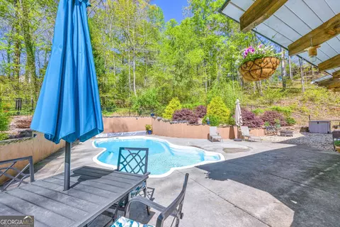 Exterior - 299 Foxdale Dr, Toccoa, GA 30577 photo 26 of 26