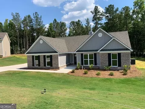 374 Riley Cir NW, Milledgeville, GA 31061