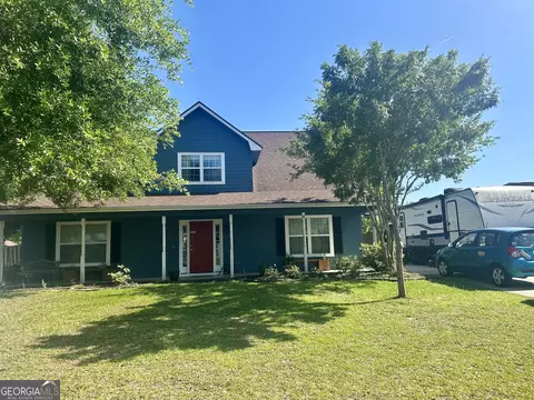 141 Lake Manor Dr, Kingsland, GA 31548