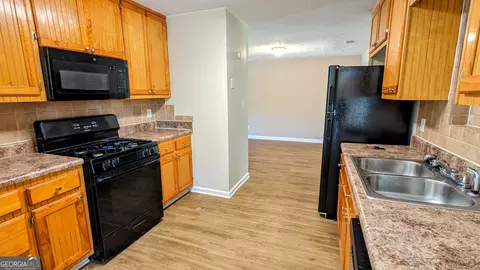 825 Dailey Mill Rd, Mcdonough, GA 30253 photo 8