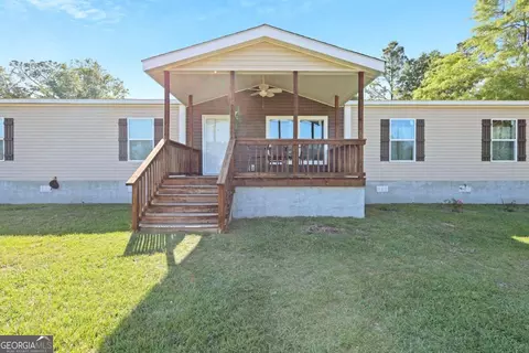 333 Turpentine Cir, Jesup, GA 31545