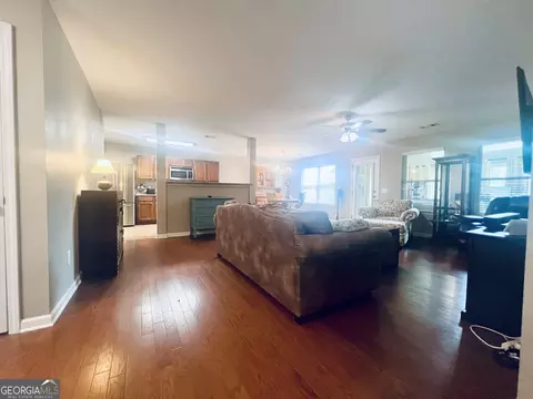 303 Haddenham Ct, Perry, GA 31069 photo 14