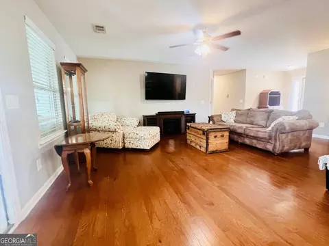 303 Haddenham Ct, Perry, GA 31069 photo 13