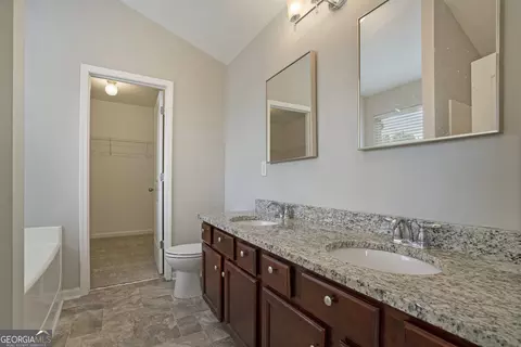 411 Bandelier Cir, Hampton, GA 30228 photo 8
