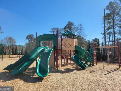 404 Oakmere Ct, Hampton, GA 30228 photo 2