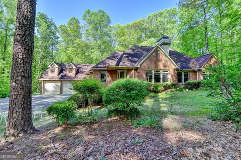 1222 Napoleon Mnr, Lawrenceville, GA 30043
