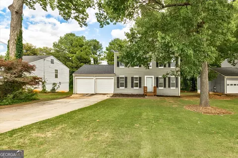3722 Linecrest Rd, Ellenwood, GA 30294