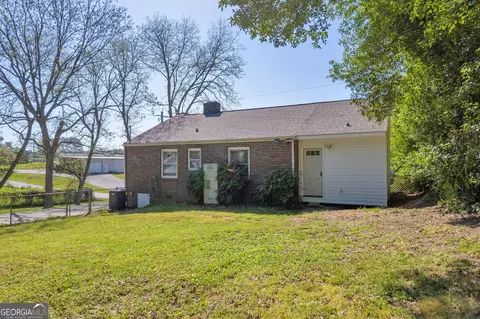 Exterior - 525 Skyview Ln, Toccoa, GA 30577 photo 8 of 9