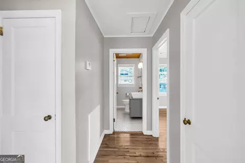Entry Way - 525 Skyview Ln, Toccoa, GA 30577 photo 1 of 3
