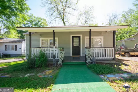 42 Boone Dr, Newnan, GA 30263