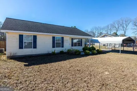 6629 Tot Dr, Blackshear, GA 31516