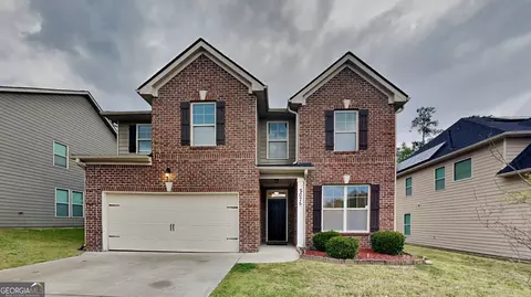 2075 Poplar Falls Ave, Lithonia, GA 30058