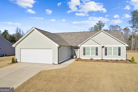 103 Joseph Ln, Hartwell, GA 30643