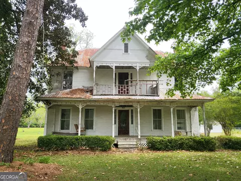 404 W Lane St, Brooklet, GA 30415