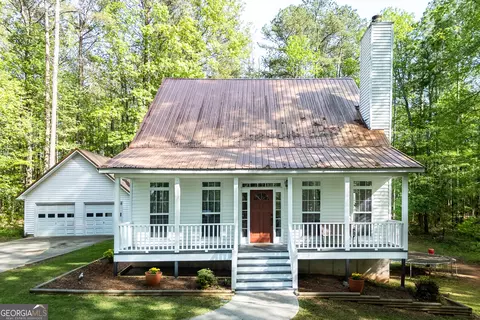 16 Glen Cannon Trl, Newnan, GA 30265
