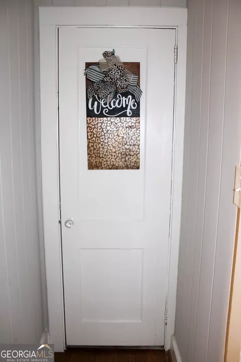 Entry Way - 207 Waverly Way, Lagrange, GA 30240 photo 4 of 17