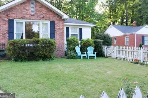 Exterior - 207 Waverly Way, Lagrange, GA 30240 photo 2 of 20