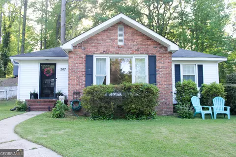 Exterior - 207 Waverly Way, Lagrange, GA 30240 photo 3 of 20