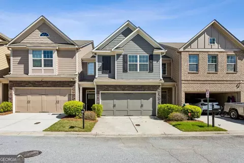 2402 Whiteoak Ct SE, Smyrna, GA 30080