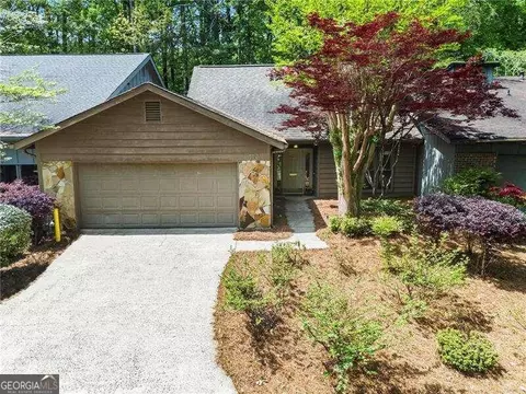 173 Starboard Pt, Roswell, GA 30076