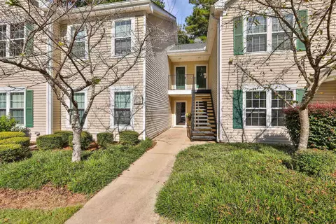 205 Ridgelake Dr, Peachtree City, GA 30269