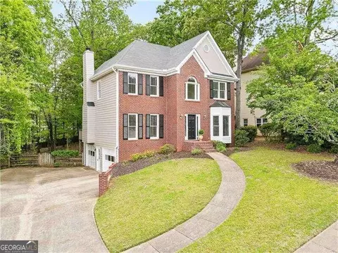 208 Beaver Creek Ln, Woodstock, GA 30189