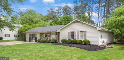 313 Fernbank Ct, Alpharetta, GA 30004