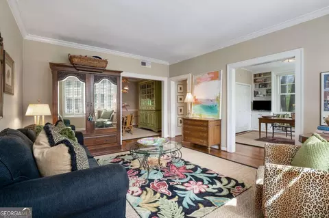 30 Collier Rd NW #5, Atlanta, GA 30309