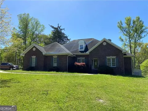 74 Mooyn Rd, Carrollton, GA 30116