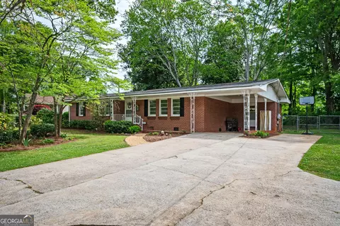 349 Stewart St, Carrollton, GA 30117