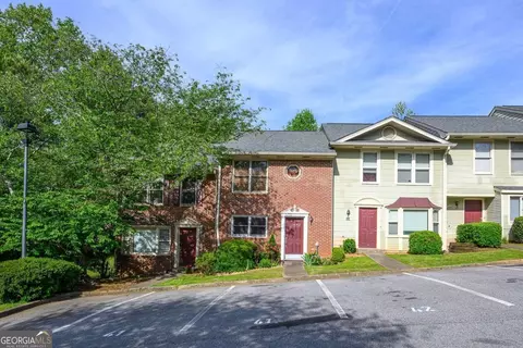 402 Autumn Leaf Way #402, Norcross, GA 30093
